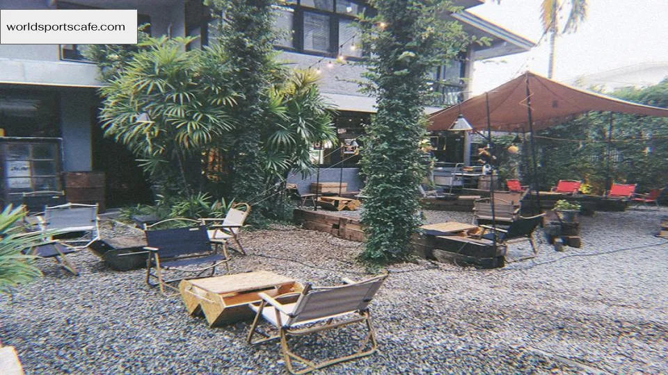 Paper Plane Cafe