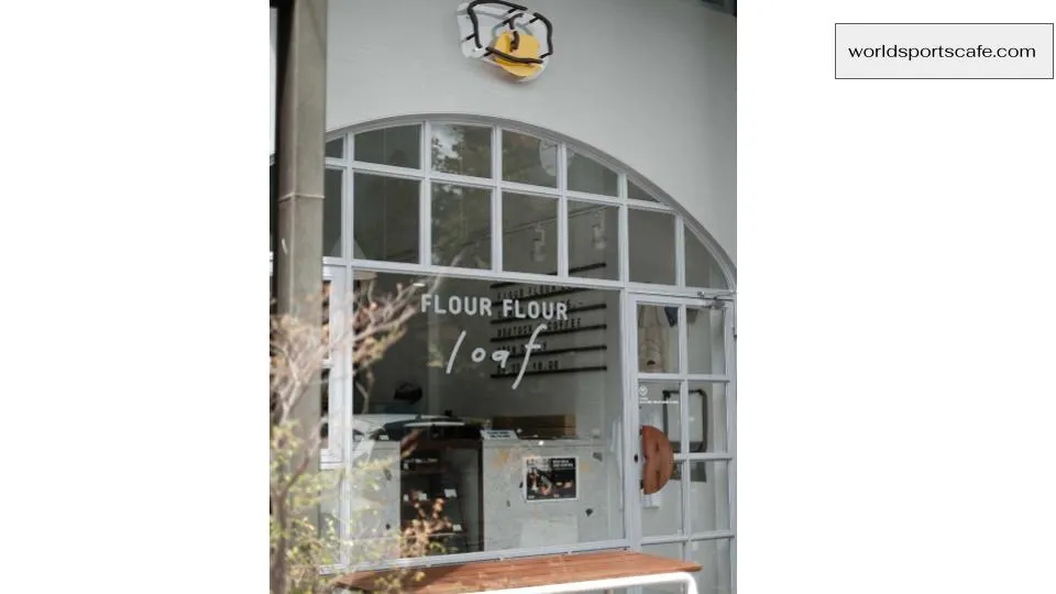 คาเฟ่ Flour Flour